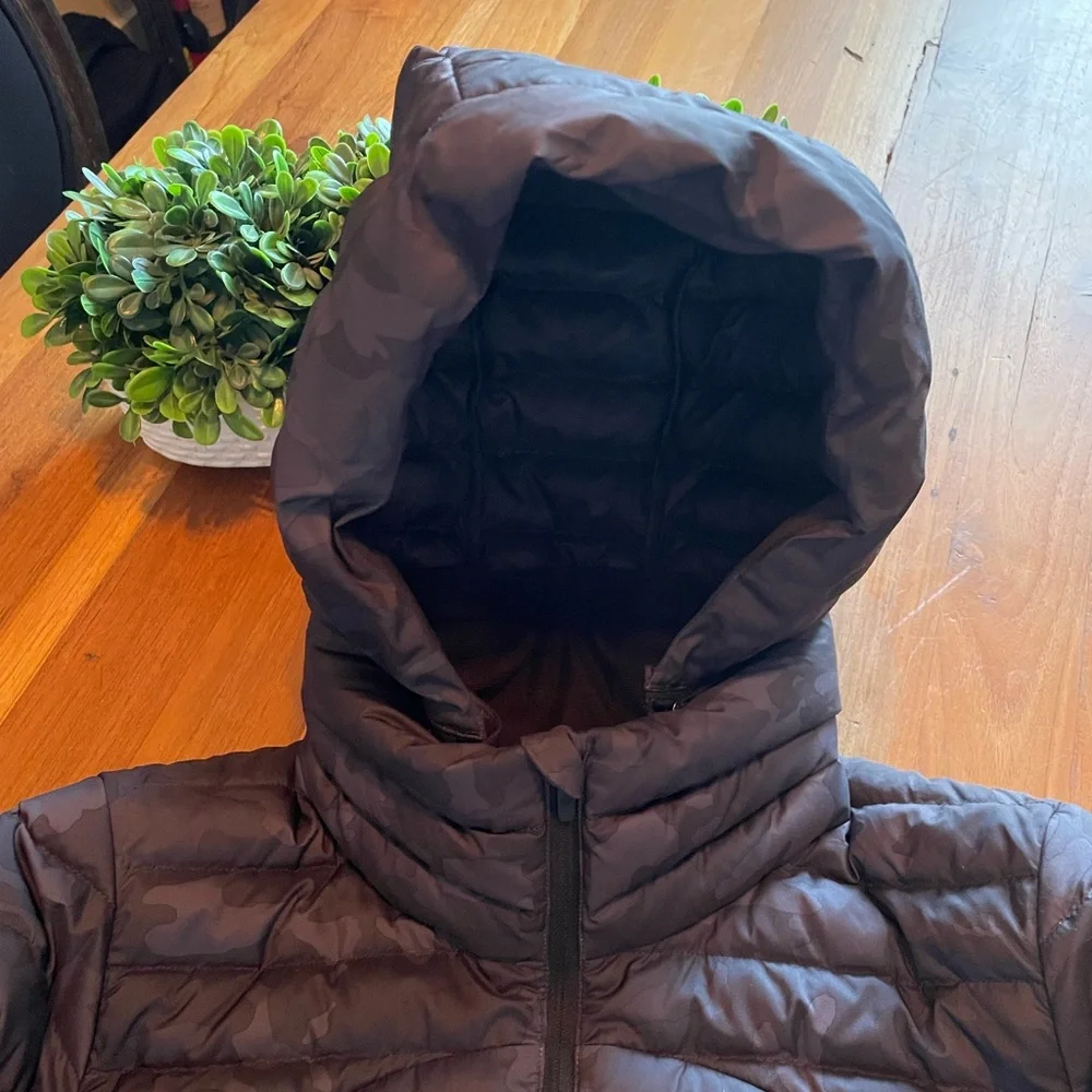 Lululemon pack it down jacket - Picture 9 of 15
